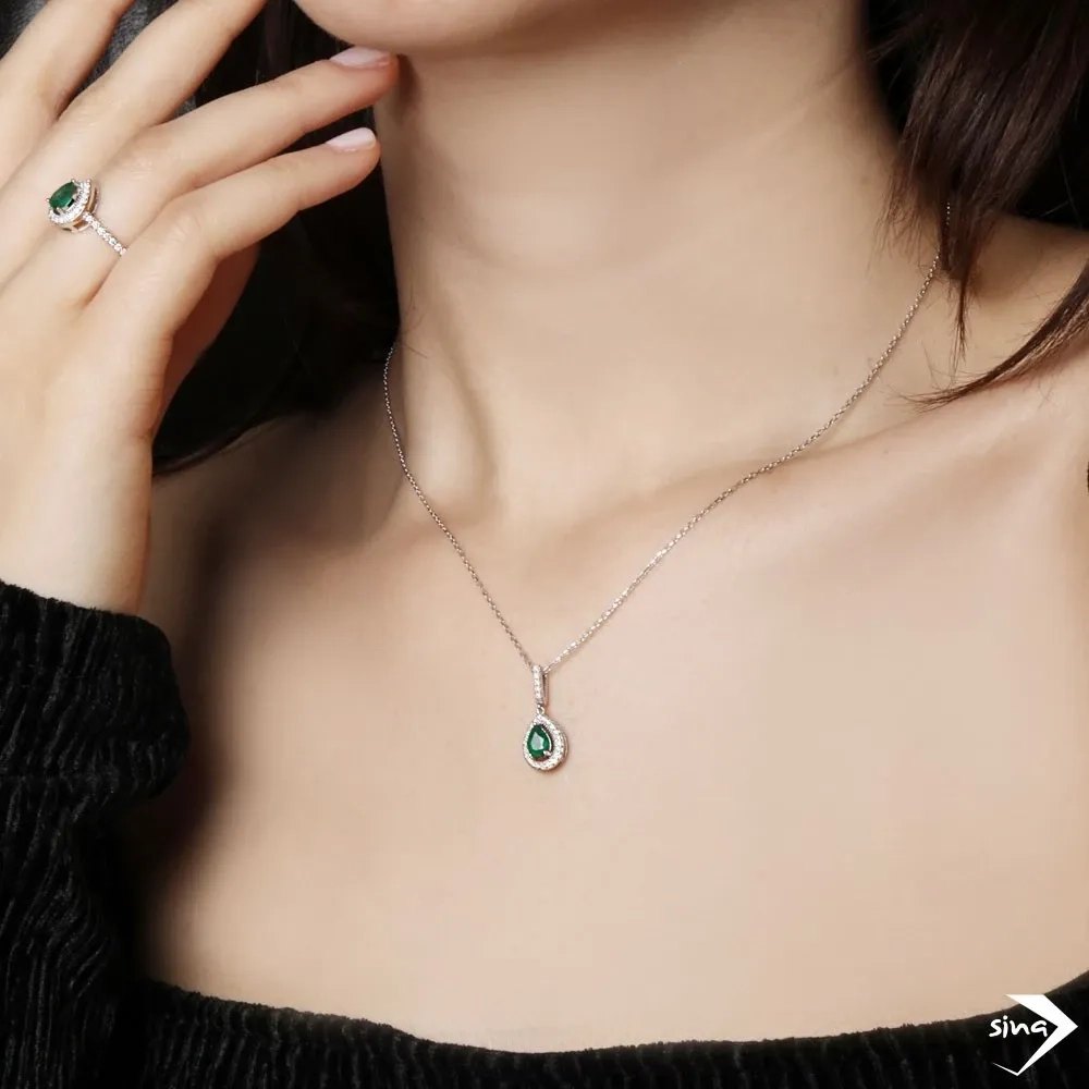 0,56 Toplam Karat Pırlantalı Renkli Taşlı Kolye 