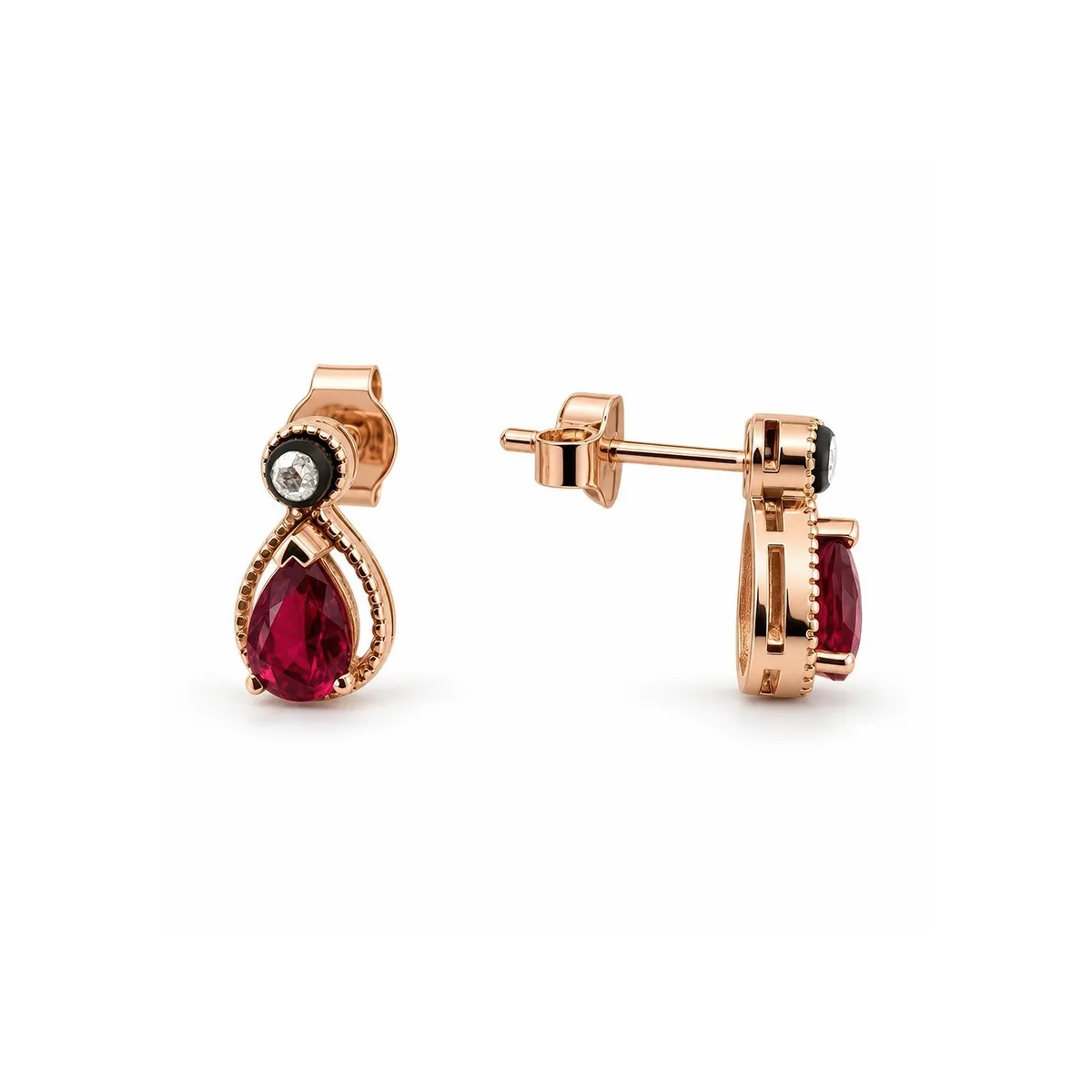 0,90 Karat Elmas Pırlantalı Küpe