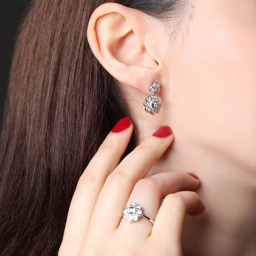 0,37 Karat Pırlantalı Küpe