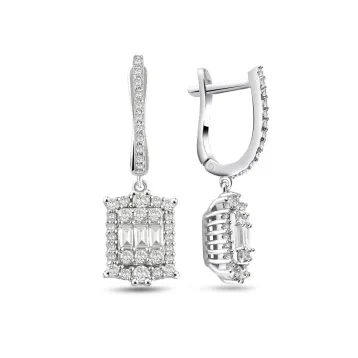 1,16 Karat Pırlantalı Baget Küpe