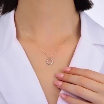 0,01 Karat Anneler Günü Özel Pırlanta Yonca Kolye