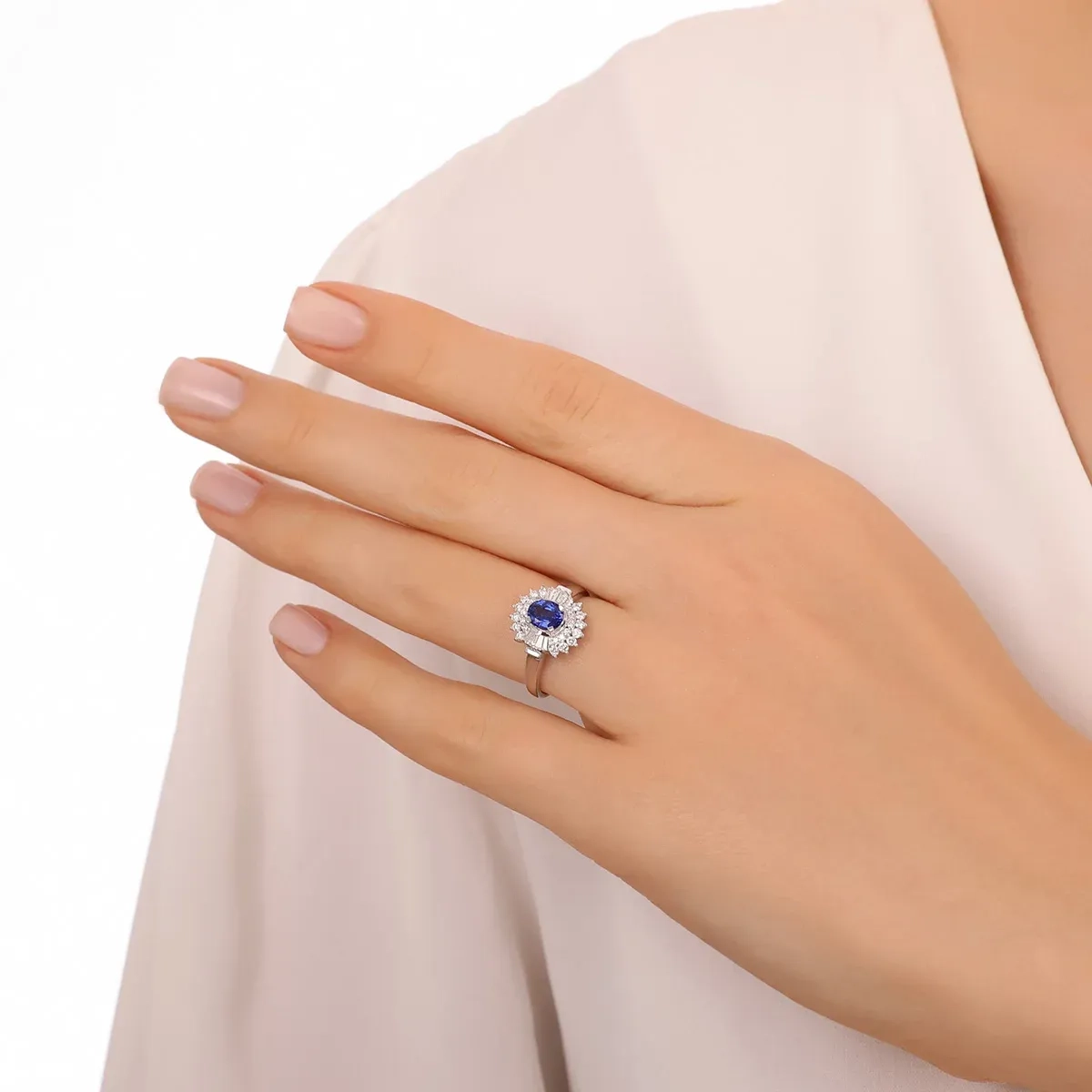 1,18 Karat Pırlantalı Renkli Taşlı Yüzük