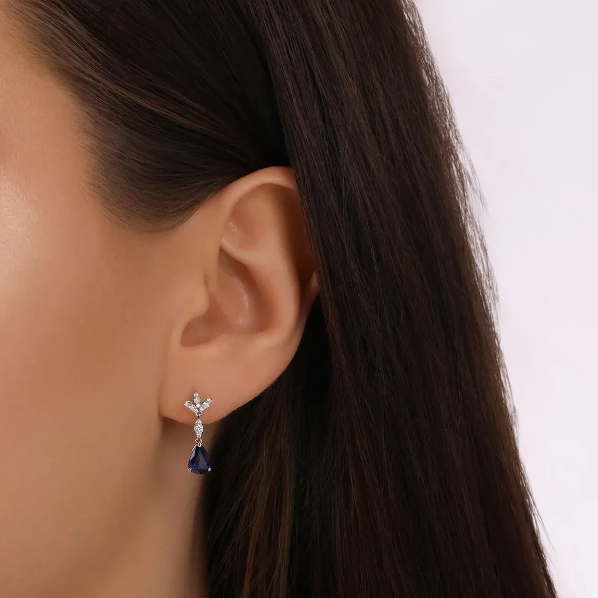 1,44 Karat Pırlantalı Renkli Taşlı Küpe