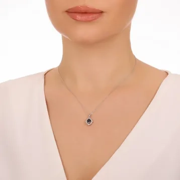 1,07 Karat Pırlantalı Renkli Taşlı Kolye