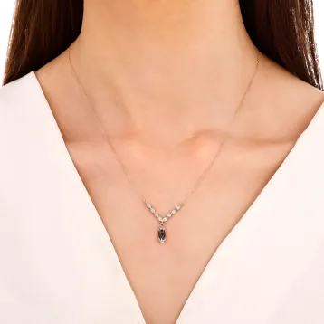 1,50 Karat Pırlantalı Trend Tasarım Kolye